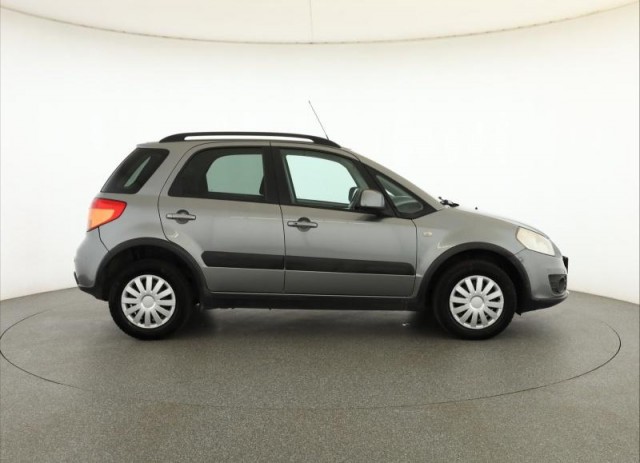 Suzuki SX4  1.6 VVT 