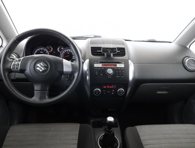 Suzuki SX4  1.6 VVT 