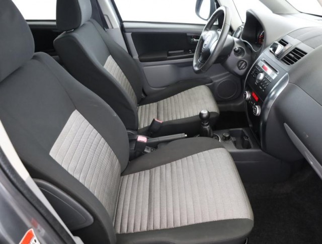 Suzuki SX4  1.6 VVT 