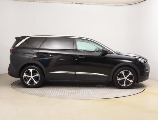 Peugeot 5008  PureTech 130 