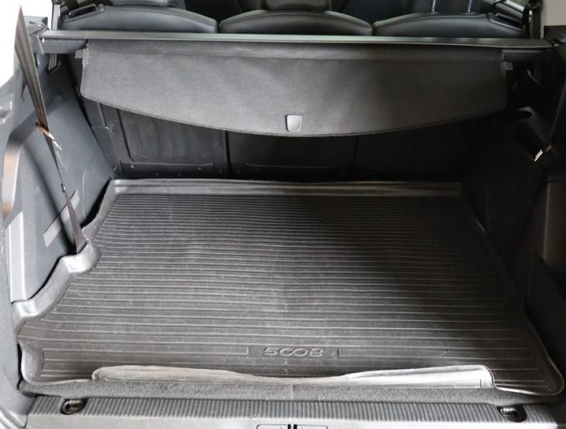 Peugeot 5008  PureTech 130 