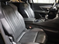 Peugeot 5008  PureTech 130 