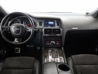 Audi Q7  4.2 FSI S-Line