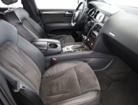 Audi Q7  4.2 FSI S-Line