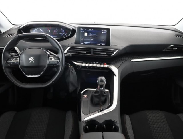Peugeot 3008  1.2 PureTech Active Pack
