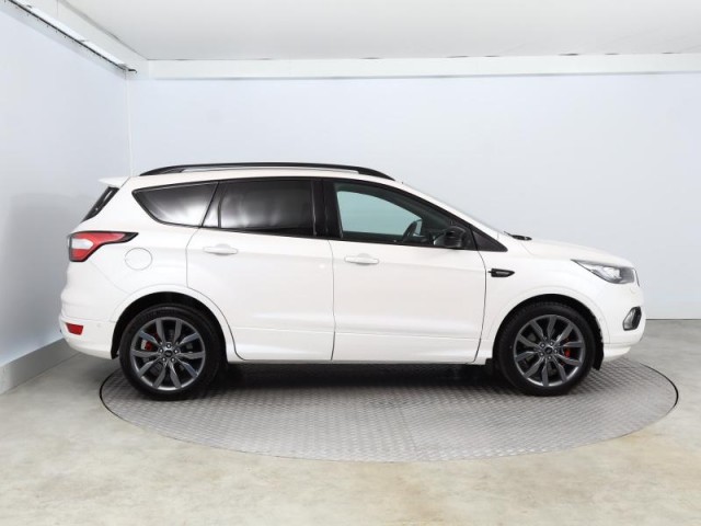 Ford Kuga  2.0 TDCi ST-Line
