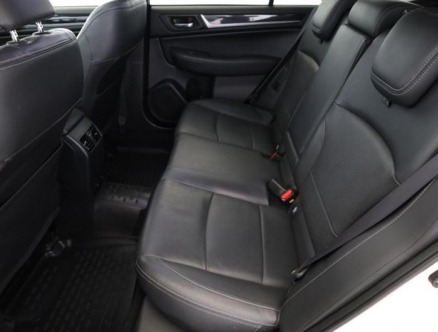Subaru Outback  2.0 D 