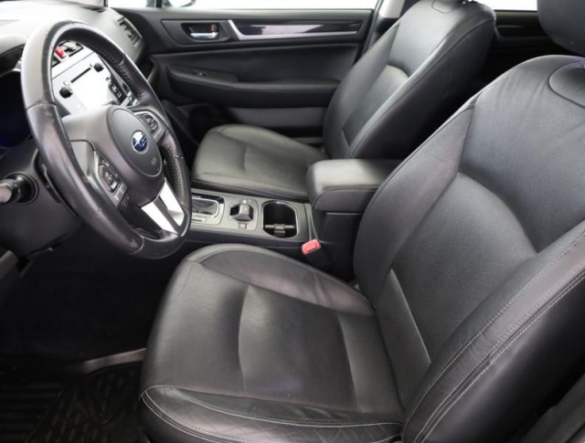 Subaru Outback  2.0 D 