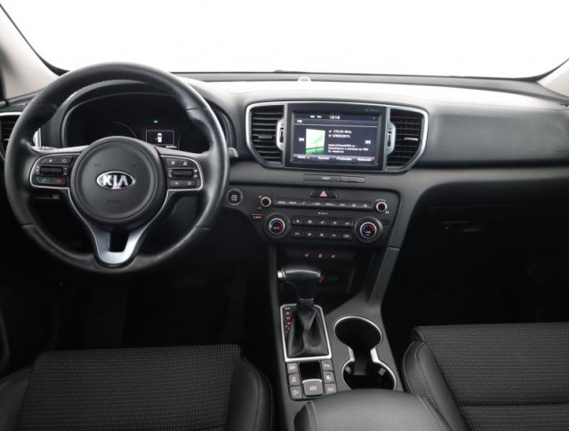 Kia Sportage  2.0 CRDi 