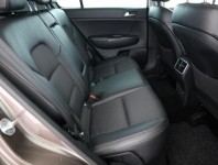 Kia Sportage  2.0 CRDi 