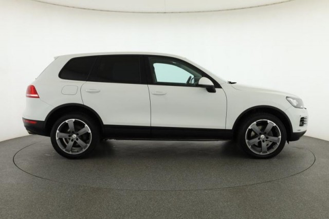 Volkswagen Touareg  3.0 TDI 