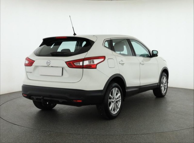 Nissan Qashqai  1.2 DIG-T 
