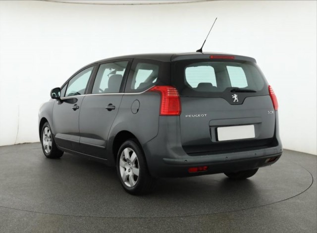 Peugeot 5008  2.0 HDI 