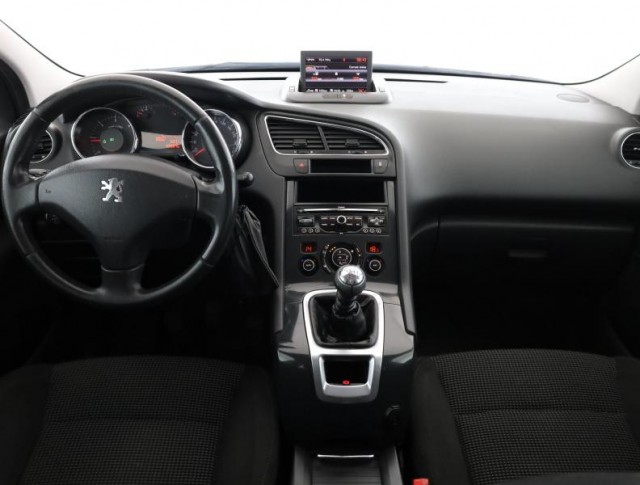 Peugeot 5008  2.0 HDI 