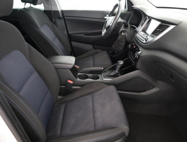 Hyundai Tucson  1.7 CRDi 