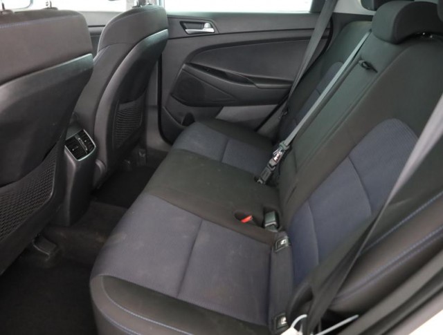 Hyundai Tucson  1.7 CRDi 