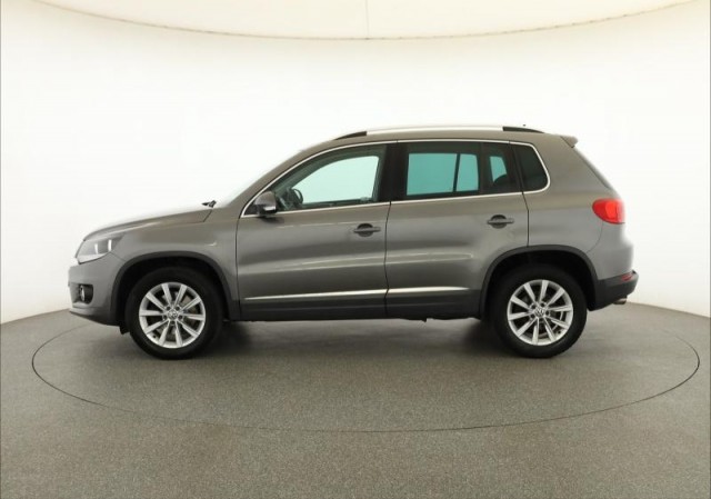 Volkswagen Tiguan  2.0 TDI 