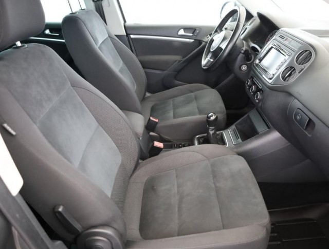 Volkswagen Tiguan  2.0 TDI 