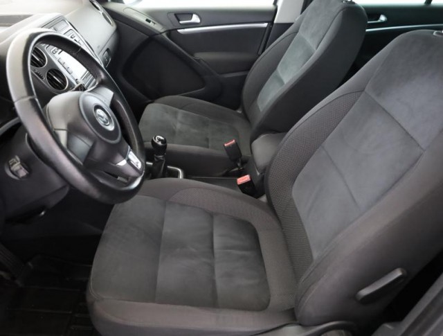 Volkswagen Tiguan  2.0 TDI 