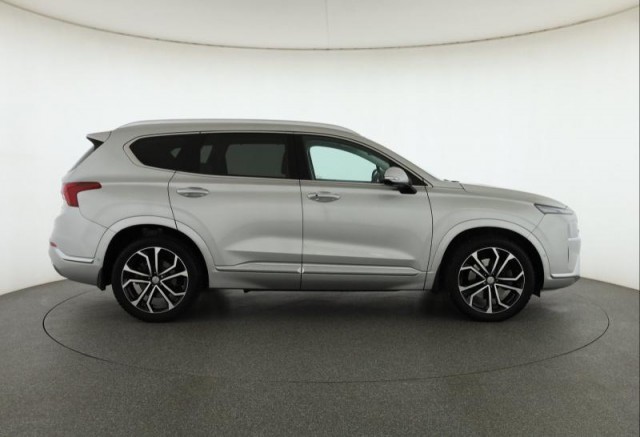 Hyundai Santa Fe  2.2 CRDi 