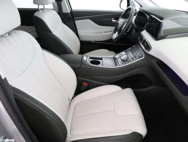Hyundai Santa Fe  2.2 CRDi 