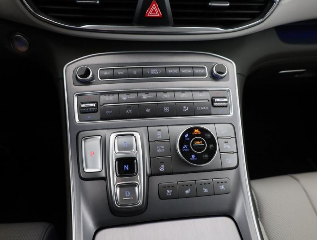 Hyundai Santa Fe  2.2 CRDi 