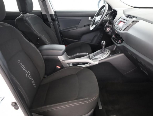 Kia Sportage  2.0 CRDi 