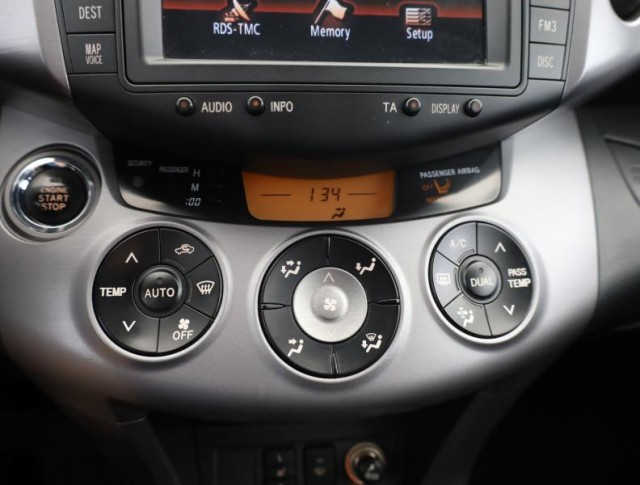 Toyota RAV 4  2.2 D-CAT 
