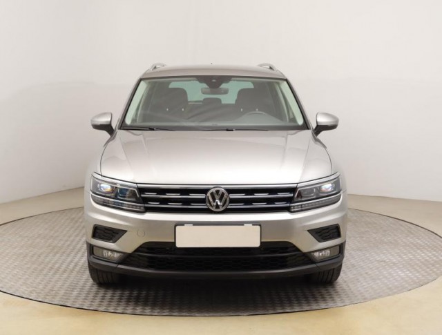 Volkswagen Tiguan  2.0 TSI Elegance