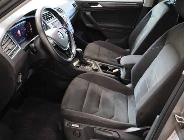 Volkswagen Tiguan  2.0 TSI Elegance