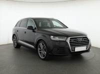 Audi Q7  3.0 TDI S-Line