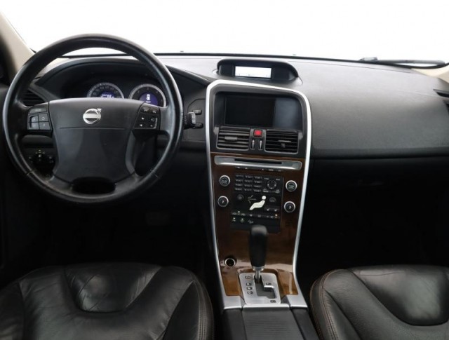 Volvo XC60  2.4 D 