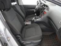 Peugeot 5008  2.0 HDI 