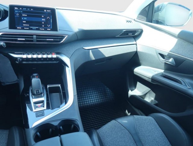 Peugeot 3008  1.6 PureTech 