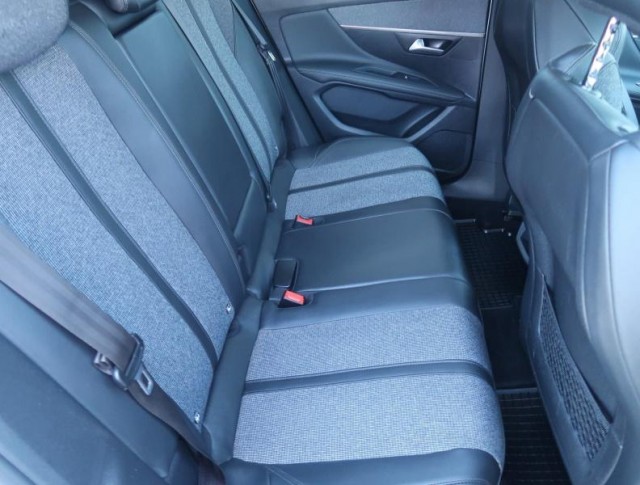 Peugeot 3008  1.6 PureTech 