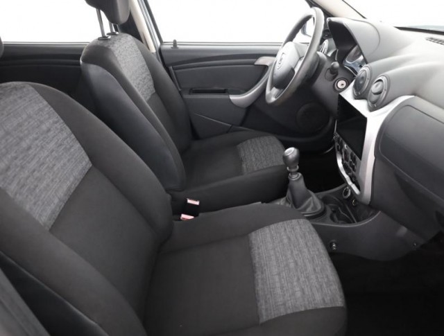 Dacia Duster  1.6 16V 