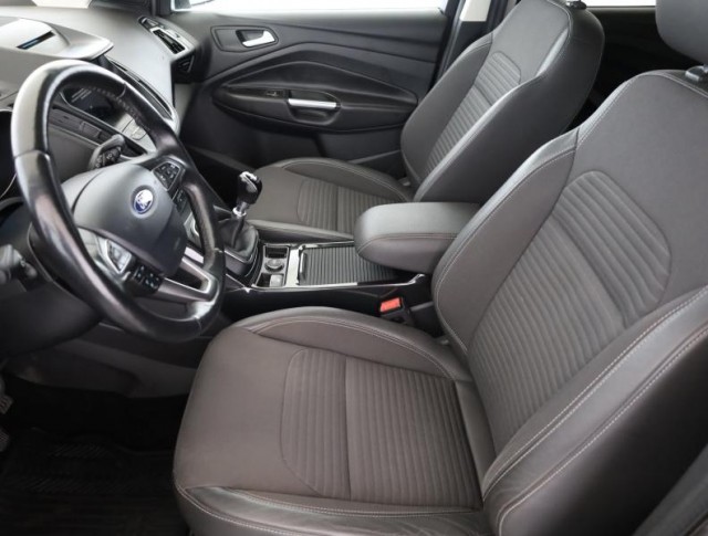 Ford Kuga  1.5 EcoBoost 