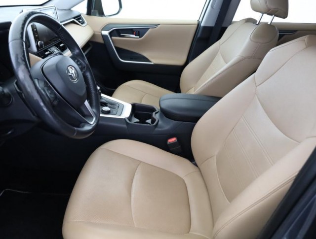 Toyota RAV 4  2.5 Hybrid 