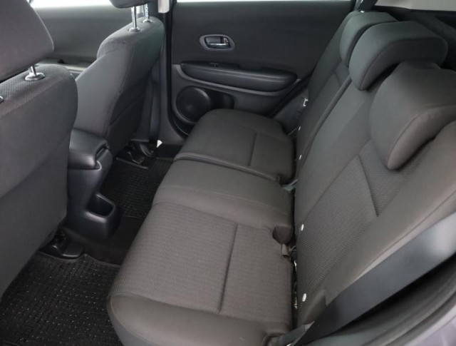 Honda HR-V  1.5 i-VTEC 