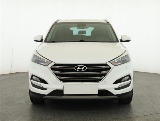 Hyundai Tucson  2.0 CRDi 