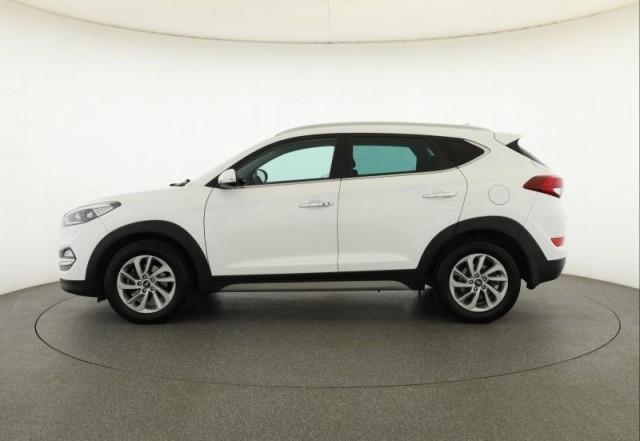 Hyundai Tucson  2.0 CRDi 