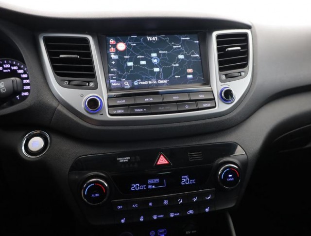 Hyundai Tucson  2.0 CRDi 