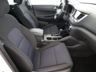 Hyundai Tucson  2.0 CRDi 