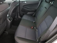 Hyundai Tucson  2.0 CRDi 