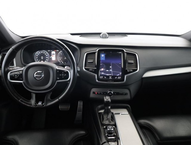 Volvo XC90  D5 AWD R-Design