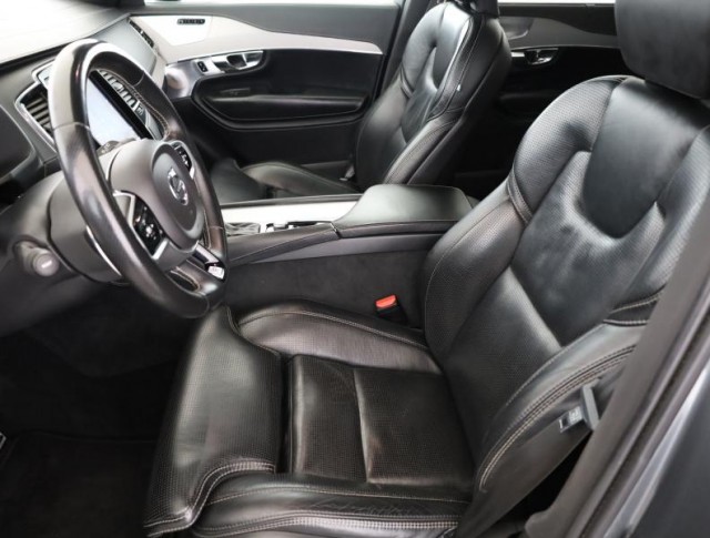 Volvo XC90  D5 AWD R-Design