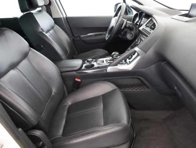 Peugeot 3008  Hybrid4 