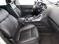 Peugeot 3008  Hybrid4 