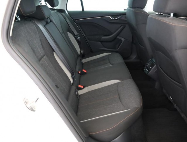 Škoda Kamiq  1.0 TSI Style