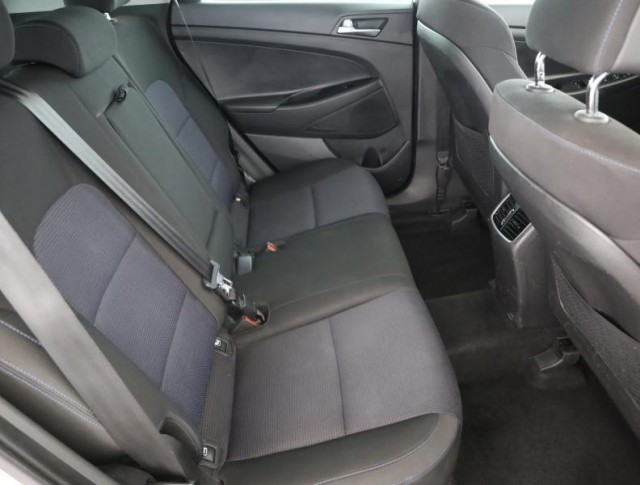 Hyundai Tucson  1.7 CRDi 
